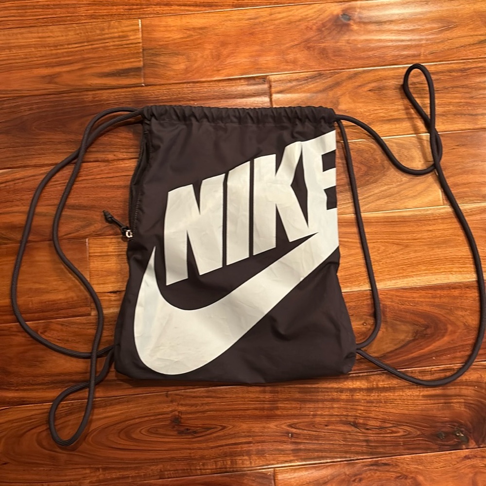 Nike drawstring bag navy blue and light blue